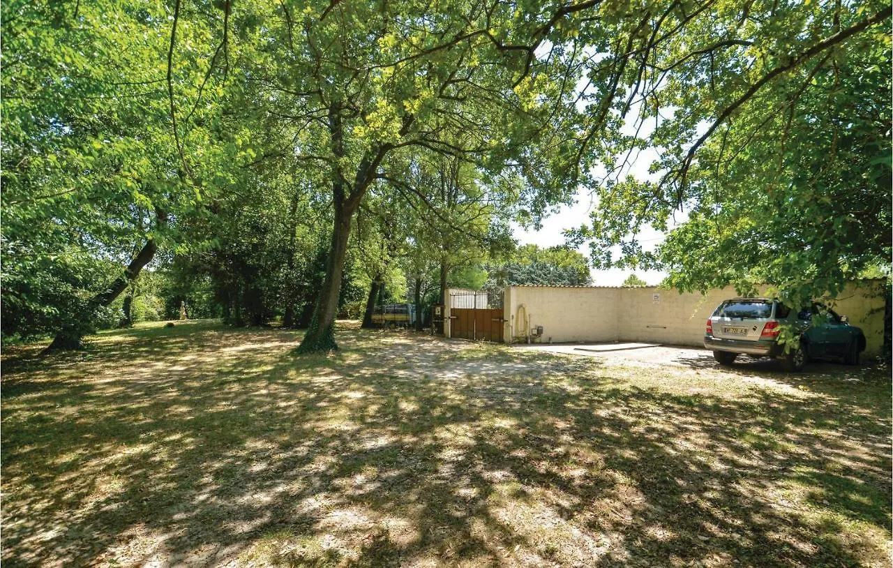 Awesome Home In Jonquieres Jonquieres  0*, Jonquieres (Vaucluse) France
