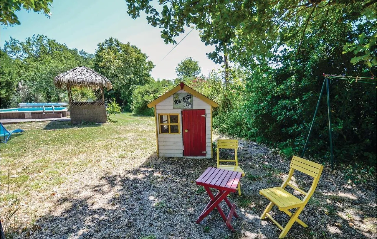 Awesome Home In Jonquieres Jonquieres  Holiday home Jonquieres (Vaucluse)